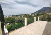 Vil·la amb terreny en venda a Marbella ref.: TR380454 foto