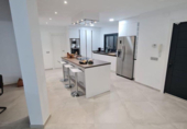 Vil·la amb terreny en venda a Marbella ref.: TR381290 foto