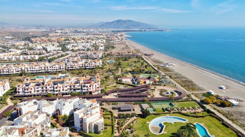 Almería - Urbanización Cabuzana - 1000m2