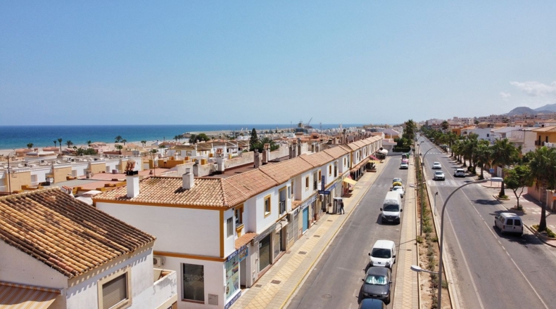 Almería - Urbanización Cabuzana - 1000m2