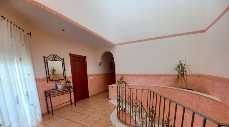 Almería - Las Herrerías - 1600m2
