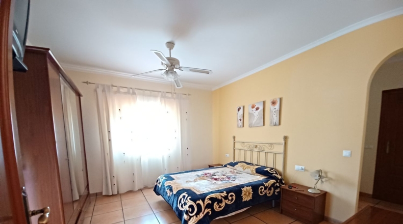 Almería - Las Herrerías - 1600m2