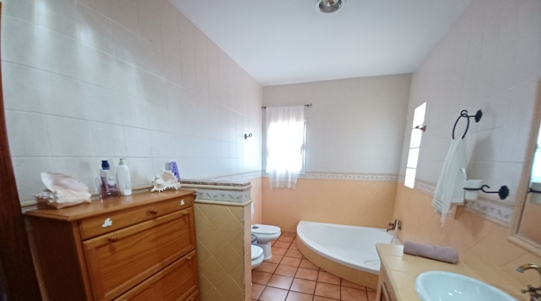 Almería - Las Herrerías - 1600m2