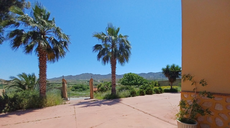 Almería - Las Herrerías - 1600m2