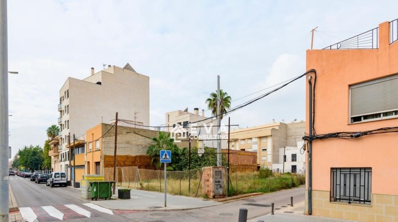 Castellón - Almazora - 982m2