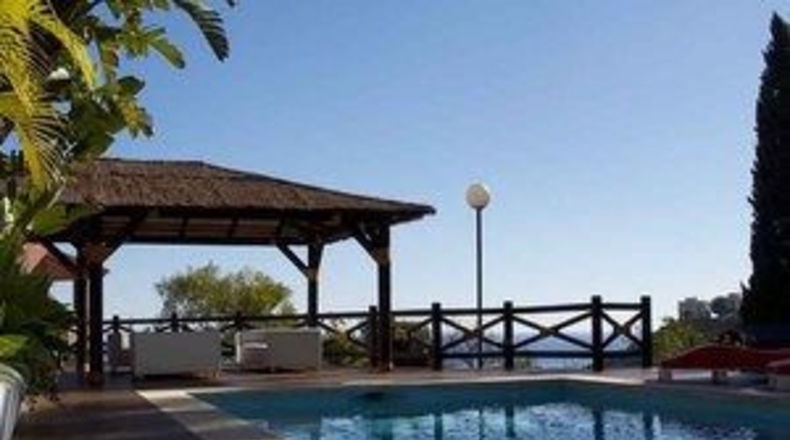 Malaga - Бенальмадена - 3200m2