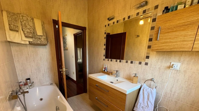 Cantabria - Hazas de Cesto - 370m2