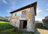 Casa de camp amb terreny en venda a la España, Solórzano, ref.: TR180683 foto