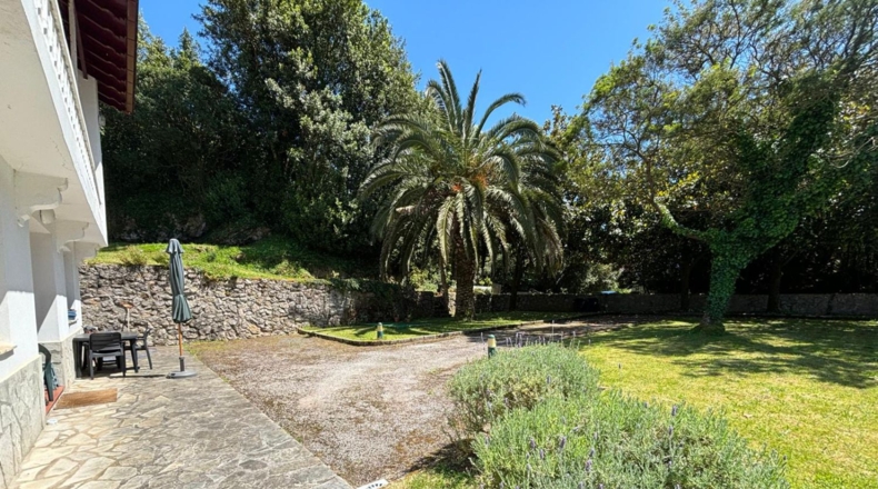 Cantàbria - Barrio El Arco - 1230m2