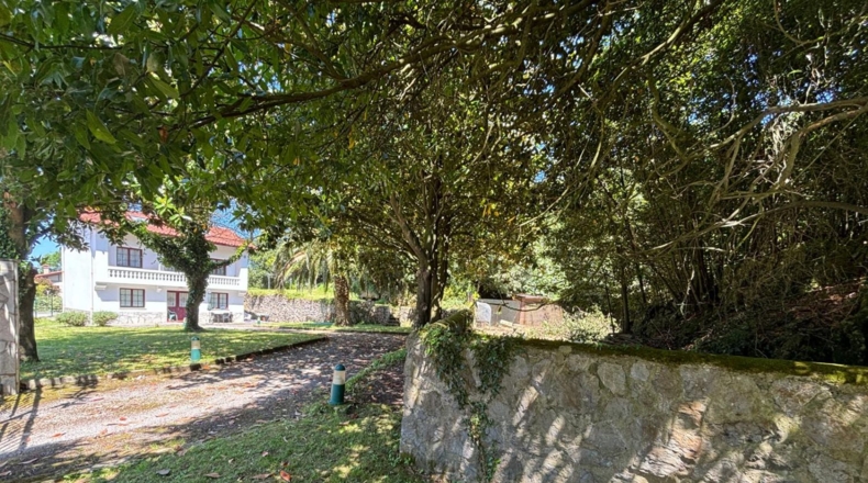Cantàbria - Barrio El Arco - 1230m2
