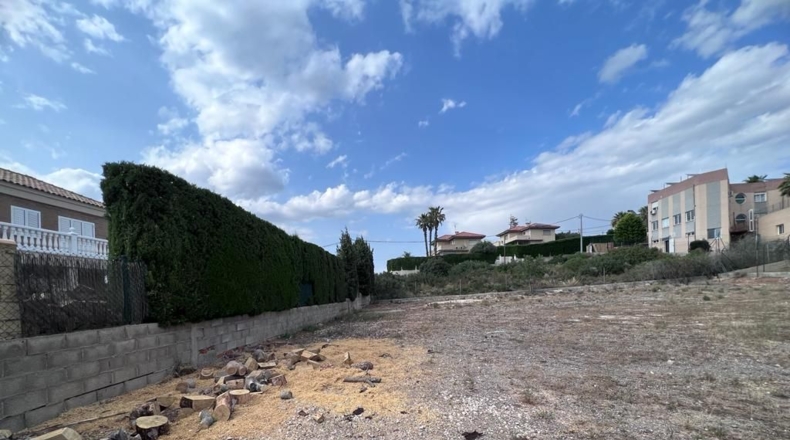 Valencia - Torrente - 1051m2