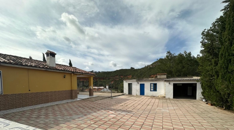 Valencia - Canals - 2192m2