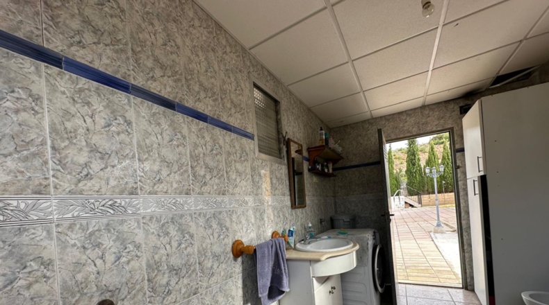 Valencia - Canals - 2192m2
