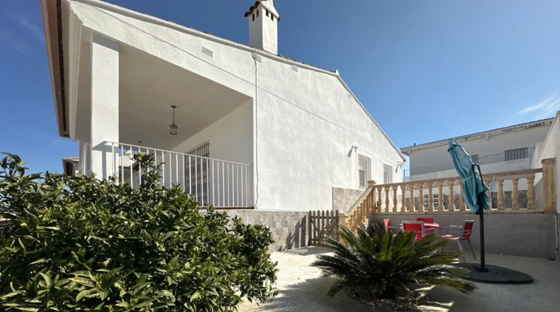 Valencia - Monserrat - 405m2