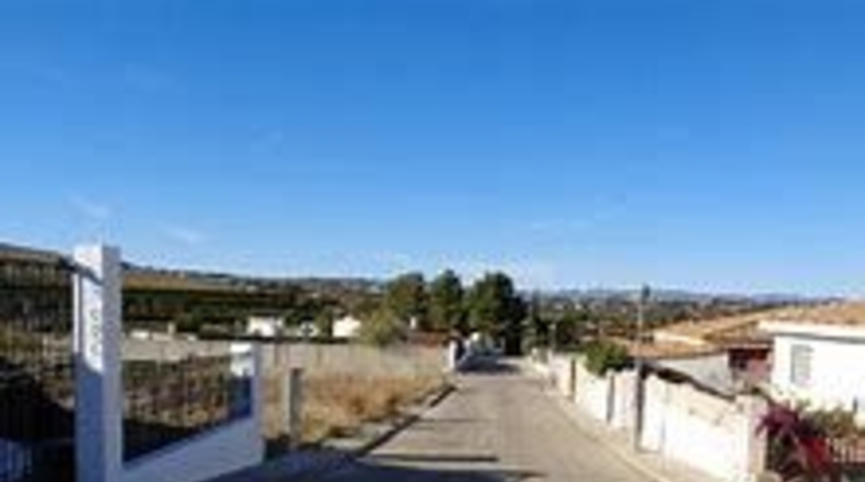 Valencia - Montroy - 675m2