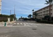 Отдельно стоящий дом с участком на продажу в городе Canet d'en Berenguer. Фото