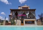 Chalet independiente con terreno en venta en La Lastrilla ref: TR204040 foto