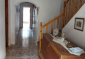 Дом с участком на продажу в городе Huéscar Фото