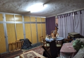 Отдельно стоящий дом с участком на продажу в городе Huéscar. Фото