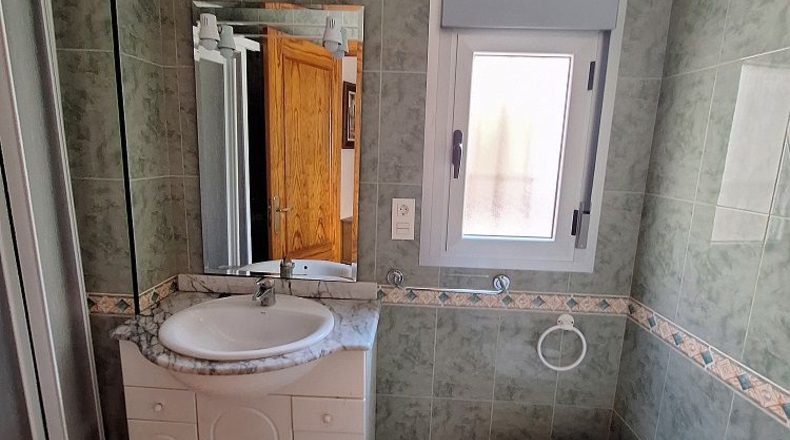 Granada - Puebla de Don Fadrique - 208m2