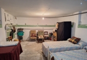 Дом с участком на продажу в городе Huéscar. Фото