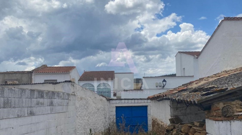 Badajoz - Puebla del Maestre - 1495m2