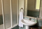 Chalet independiente con terreno en venta en Robledo ref: TR360858 foto