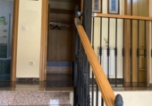 Chalet independiente con terreno en venta en Robledo ref: TR360858 foto