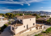 Chalet independiente con terreno en venta en la España, La Nucia, ref: TR367064 foto