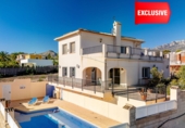 Chalet independiente con terreno en venta en la España, La Nucia, ref: TR367064 foto