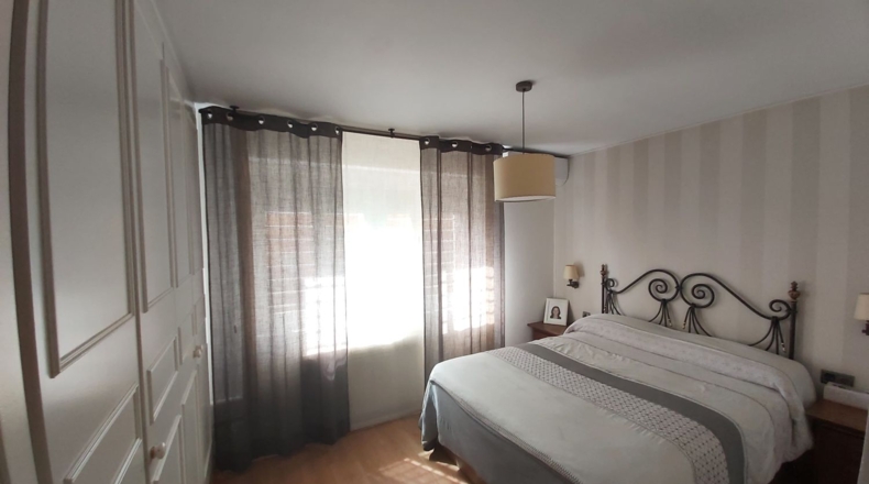 Барселона - Cerdanyola del Vallès - 196m2
