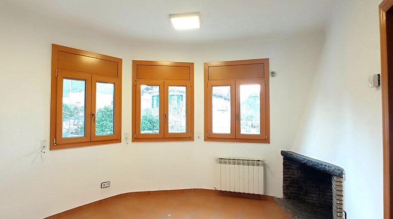 Барселона - Cerdanyola del Vallès - 217m2
