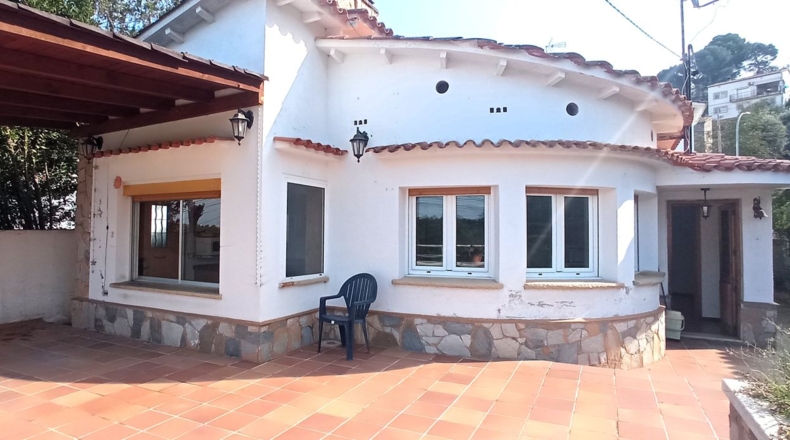Барселона - Cerdanyola del Vallès - 217m2