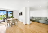 Chalet independiente con terreno en venta en Chiclana de la Frontera ref: TR383578 foto