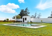 Chalet independiente con terreno en venta en Chiclana de la Frontera ref: TR383578 foto