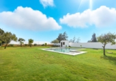 Chalet independiente con terreno en venta en Chiclana de la Frontera ref: TR383578 foto
