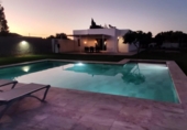 Chalet independiente con terreno en venta en Chiclana de la Frontera ref: TR383578 foto