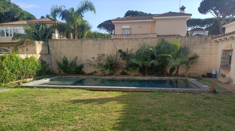 Cádiz - Чиклана-де-ла-Фронтера - 551m2