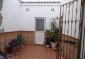 Casa de poble en venda a Dos Hermanas ref.: TR234562 foto