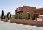 Chalet independiente con terreno en venta en Salobreña ref: TR254642 foto