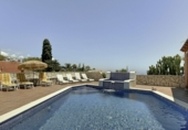 Chalet independiente con terreno en venta en Salobreña ref: TR254642 foto
