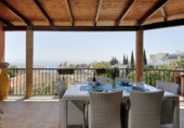 Chalet independiente con terreno en venta en Salobreña ref: TR254642 foto