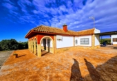 Xalet independent amb terreny en venda a la España, Lebrija, ref.: TR253488 foto