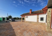 Xalet independent amb terreny en venda a la España, Lebrija, ref.: TR253488 foto