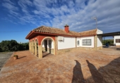 Xalet independent amb terreny en venda a la España, Lebrija, ref.: TR253488 foto