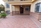 Xalet independent amb terreny en venda a Espartinas ref.: TR347049 foto