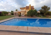 Xalet independent amb terreny en venda a Espartinas ref.: TR347049 foto