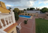 Xalet independent amb terreny en venda a Espartinas ref.: TR347049 foto