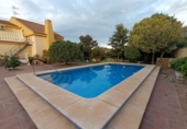 Xalet independent amb terreny en venda a Espartinas ref.: TR347049 foto