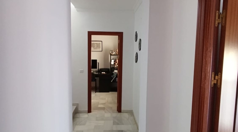 Sevilla - La Algaba - 195m2